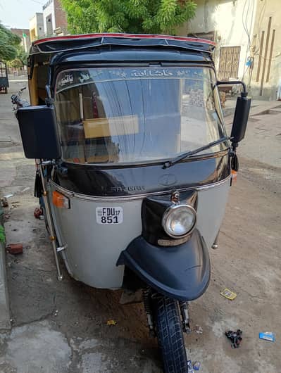 sazgar rickshaw for sale urgent 0.30748. 77.948
