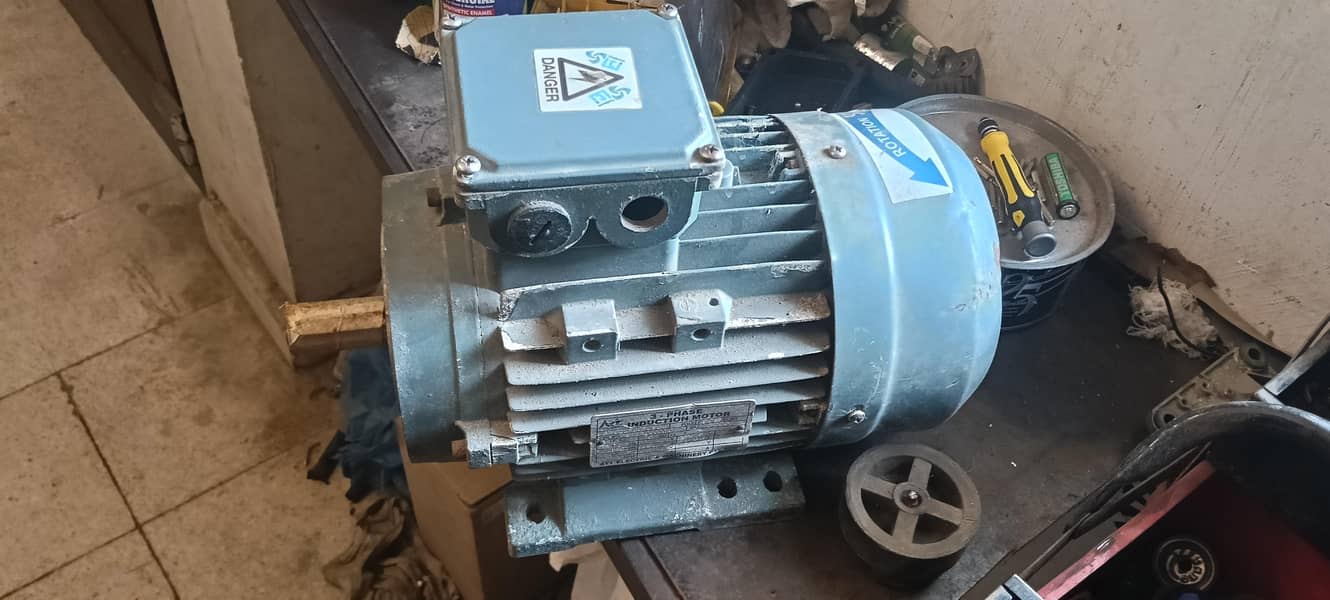 motor 3phs 1