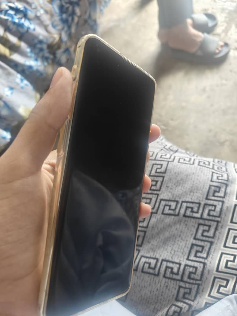 One Plus 9 Pro 4