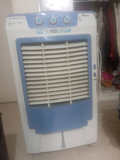 Urgent Selling my cooler