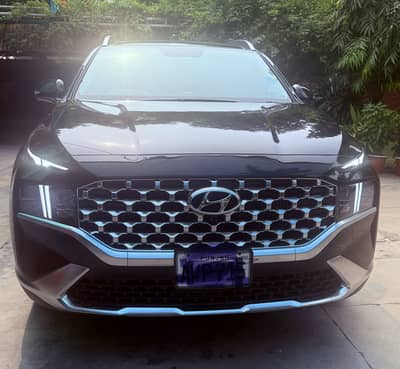 Hyundai Santa Fe top of line