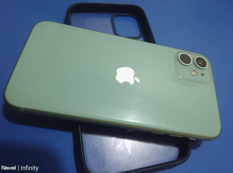 Apple iPhone 11 0