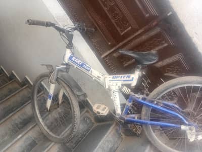 FRONT TYARE PUNCHAR.  Importat cycle from france
