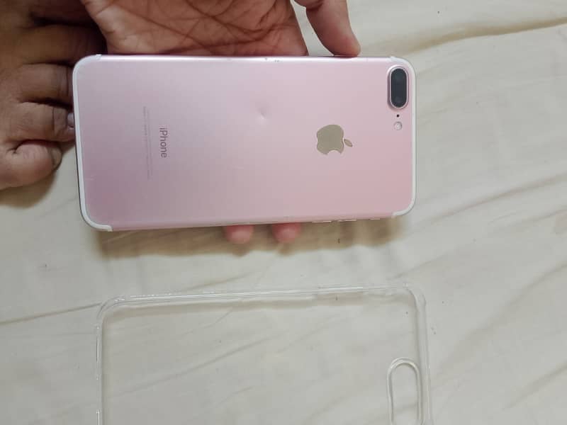 Apple iPhone 7 Plus 4
