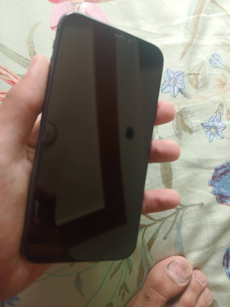 iPhone 11 1