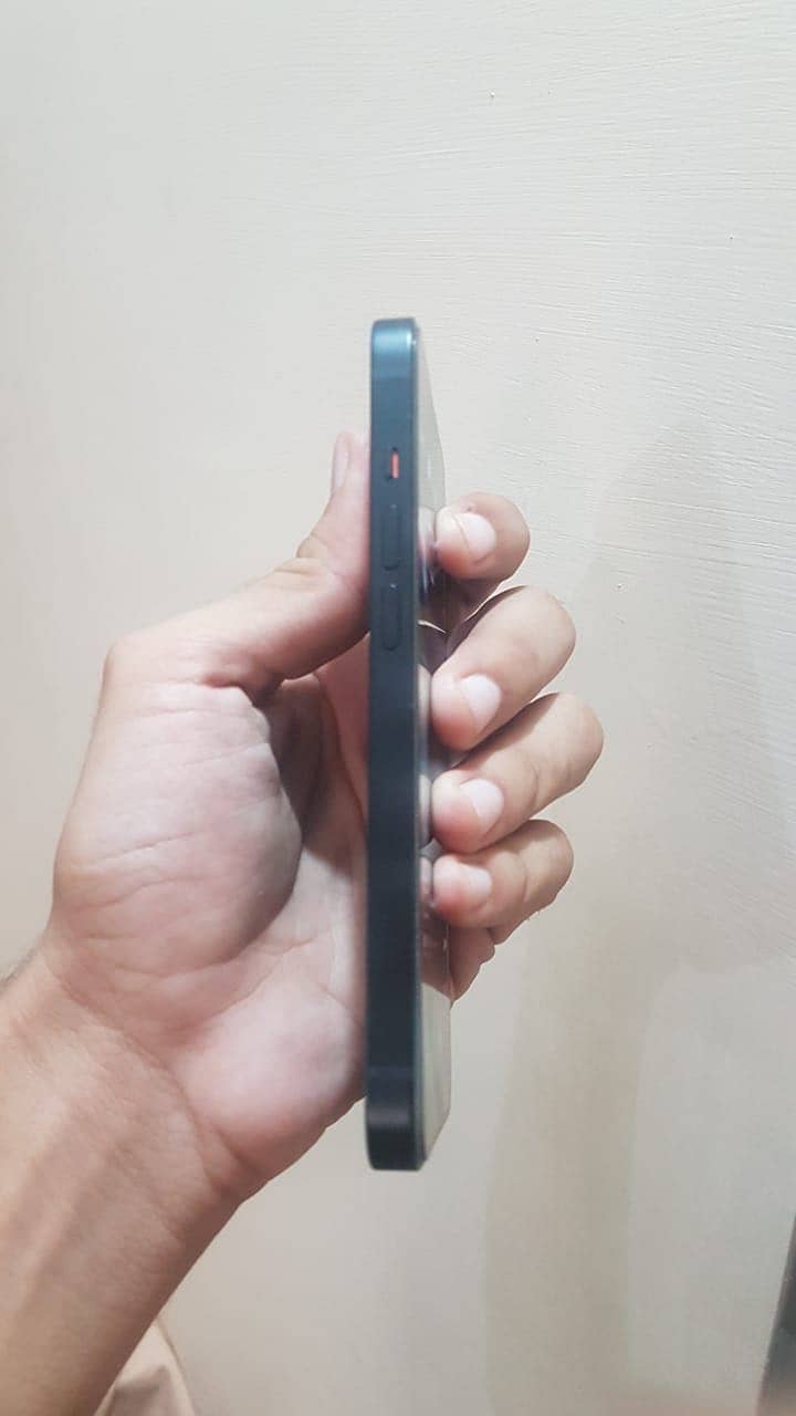 Apple iPhone 14 2