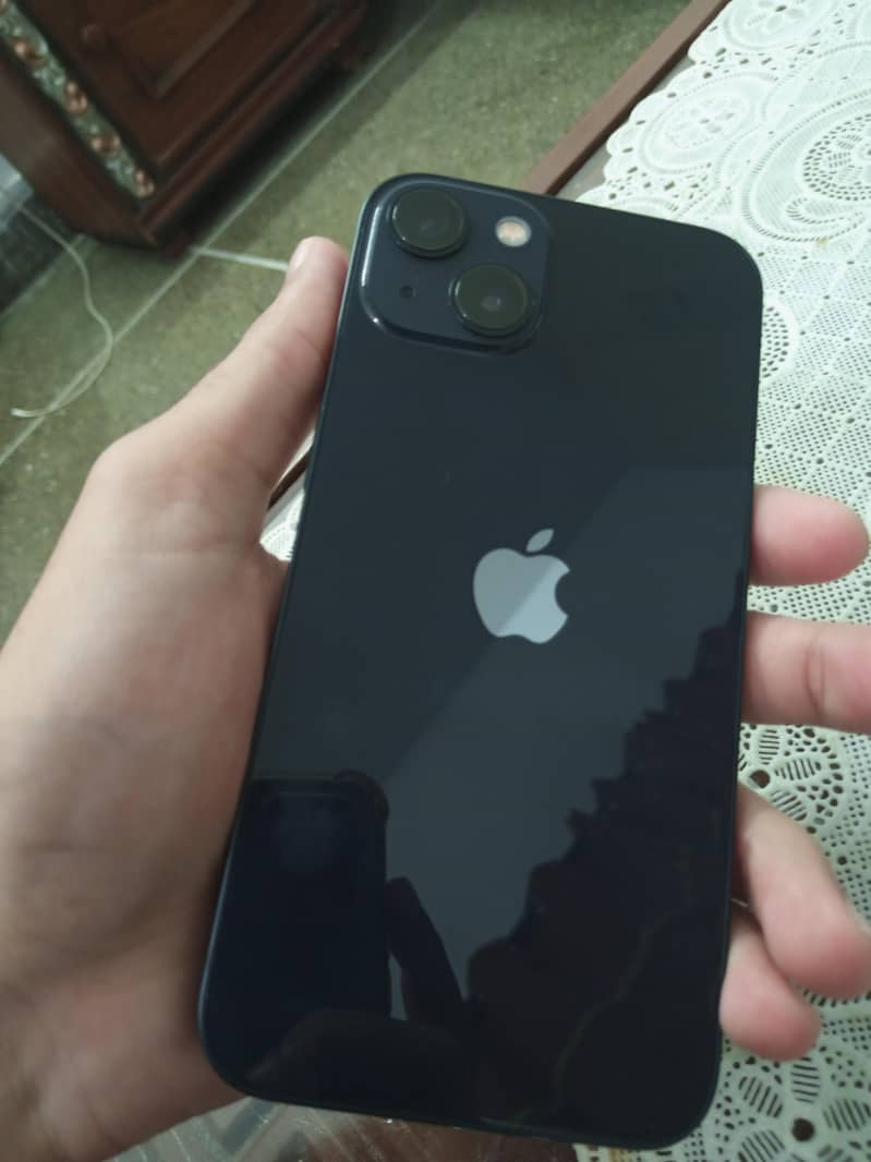 Apple iPhone 13 1