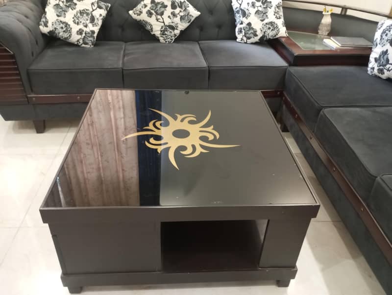 Brand new L Shaped 6 seater sofa with new table 1