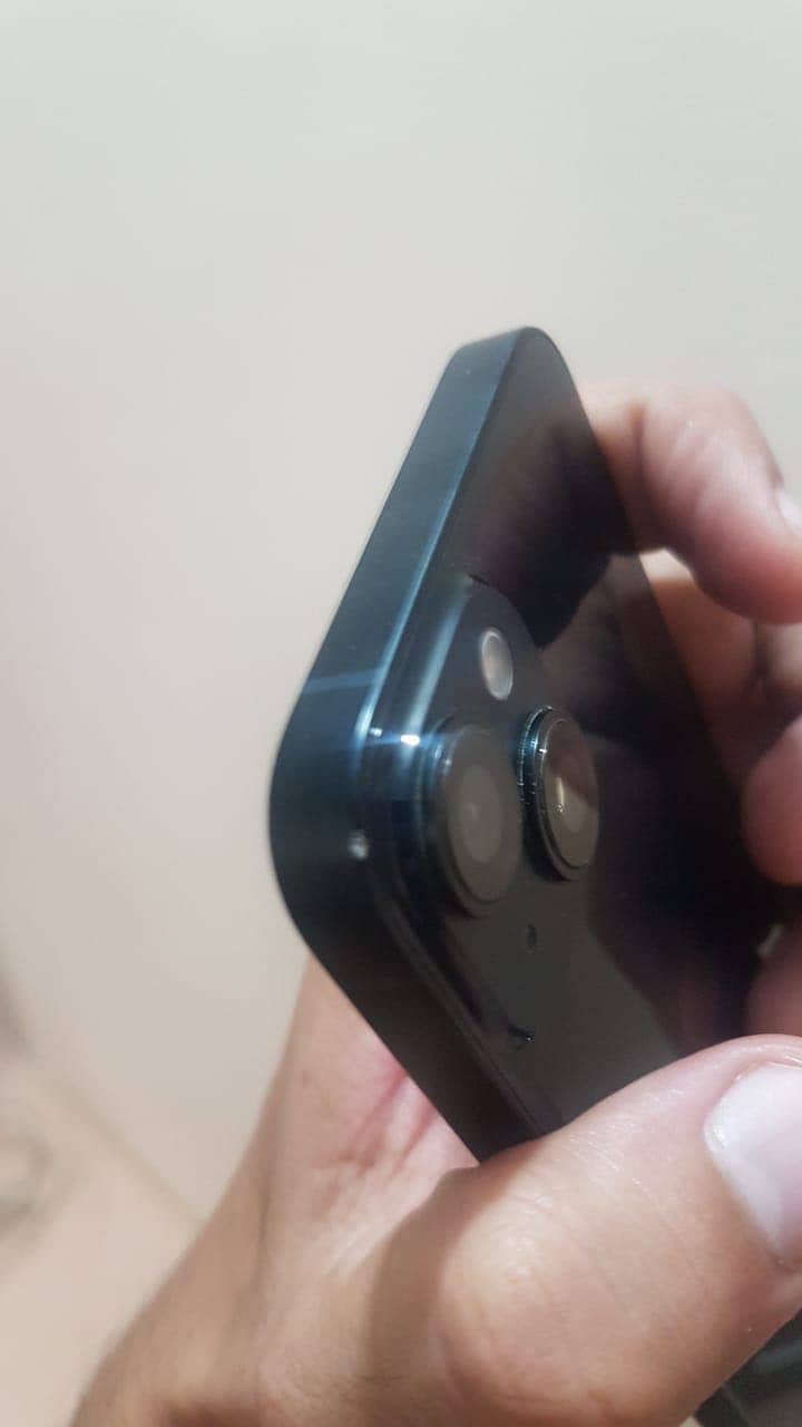 Apple iPhone 14 4