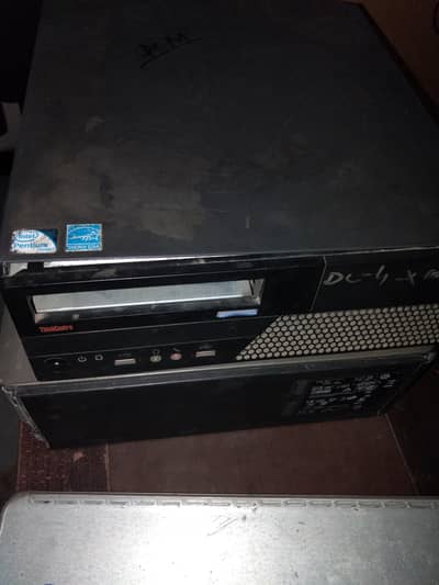 Lenovo ka PC hai 80gb hard hai gaming PC hai