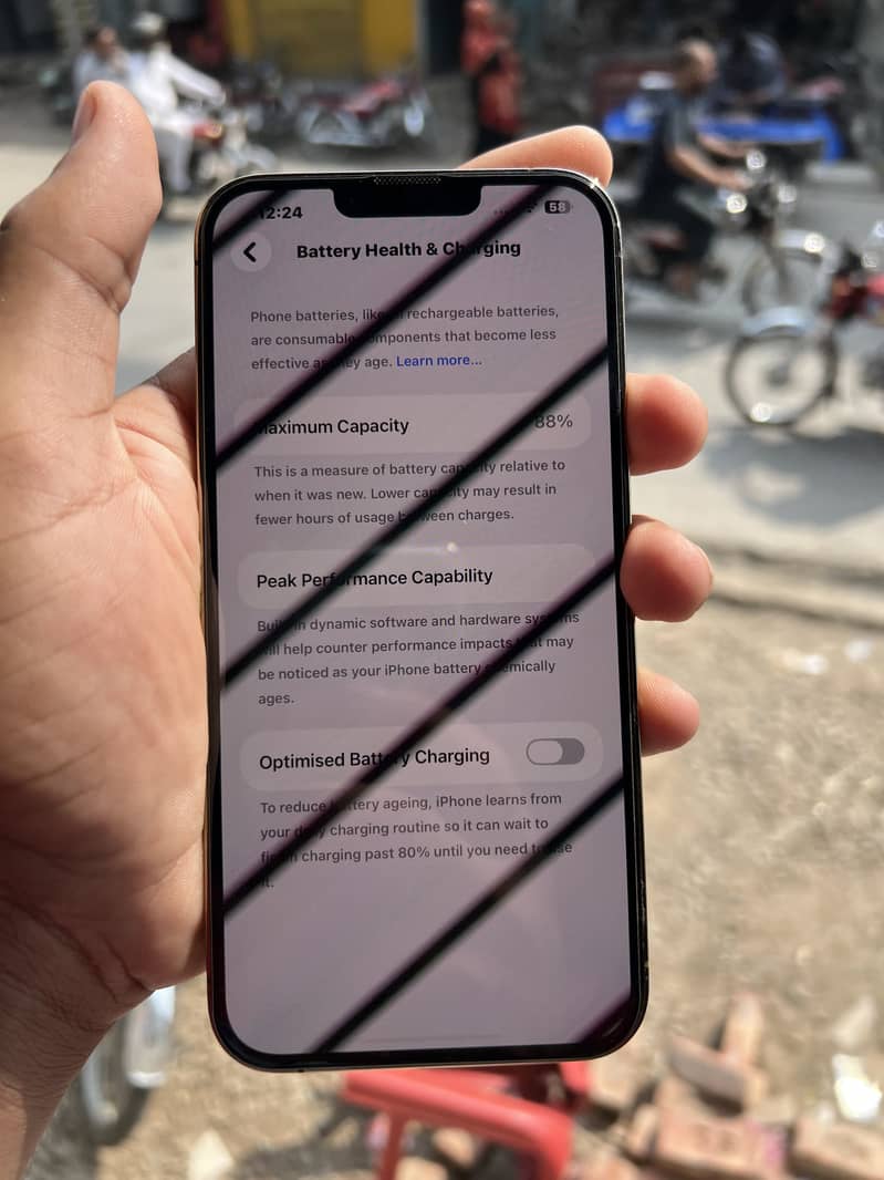Apple iPhone 13 Pro Max 1