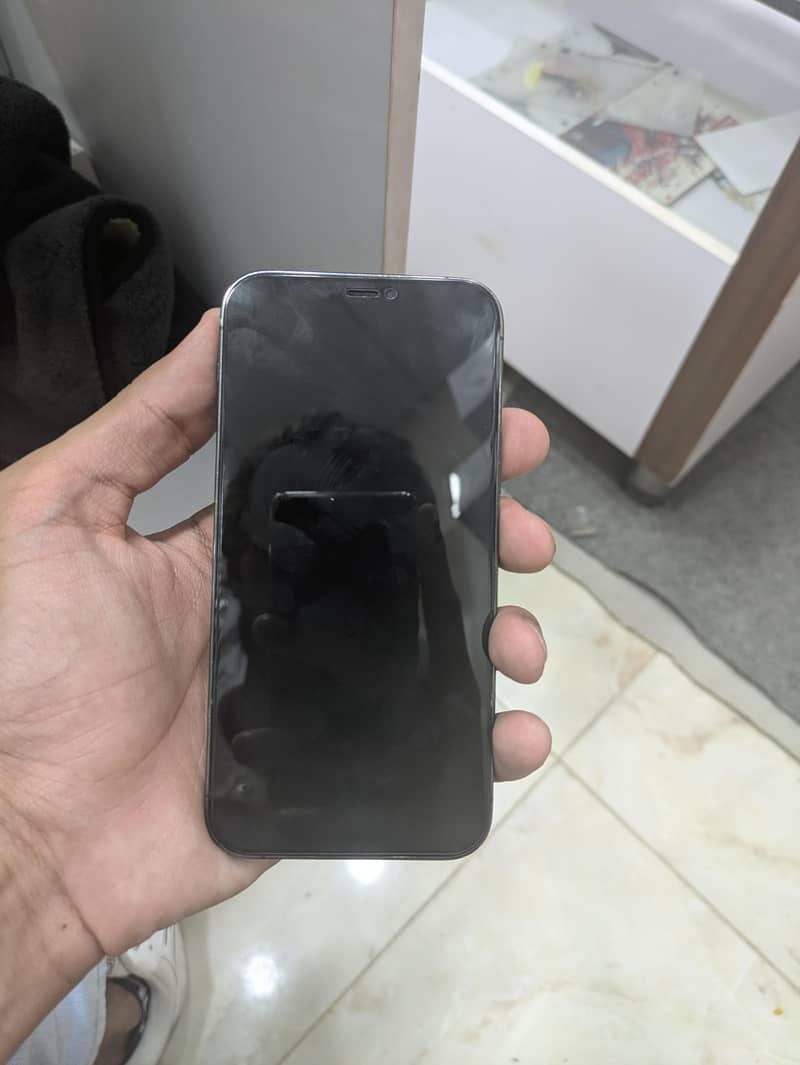 Apple iPhone 12 Pro 2