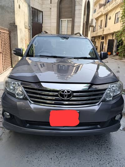 Toyota Fortuner 2013