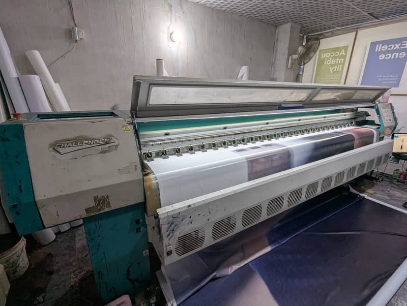 Challenger Flex Printing Machine - فلیکس پرنٹنگ مشین 2