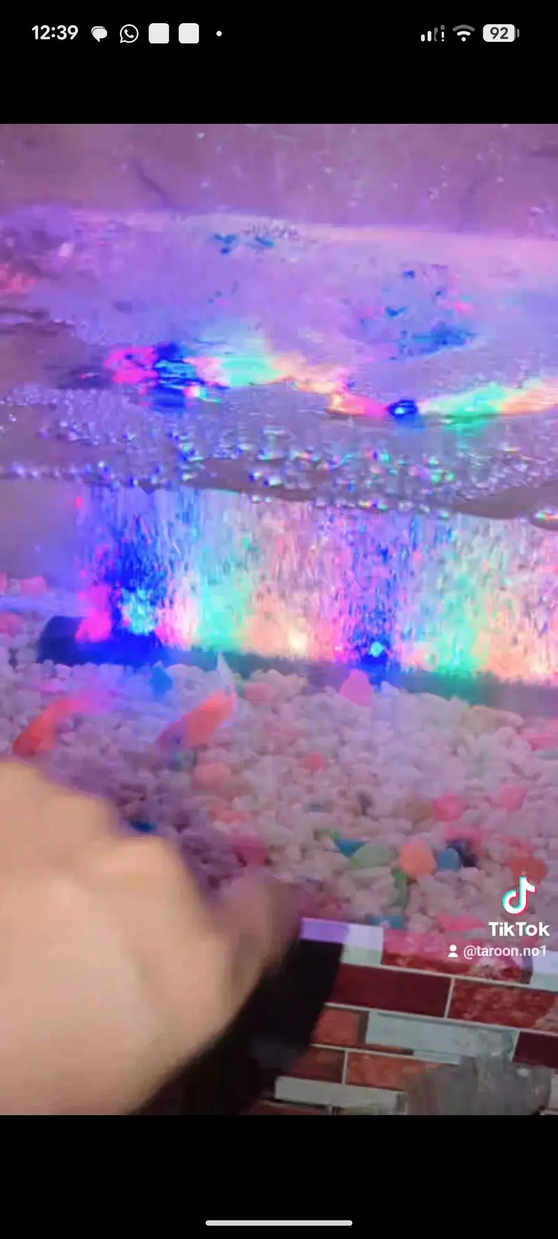 AQUARIUM    WITH AIR PUMP AND BUBBLE LIGHT — photo 2