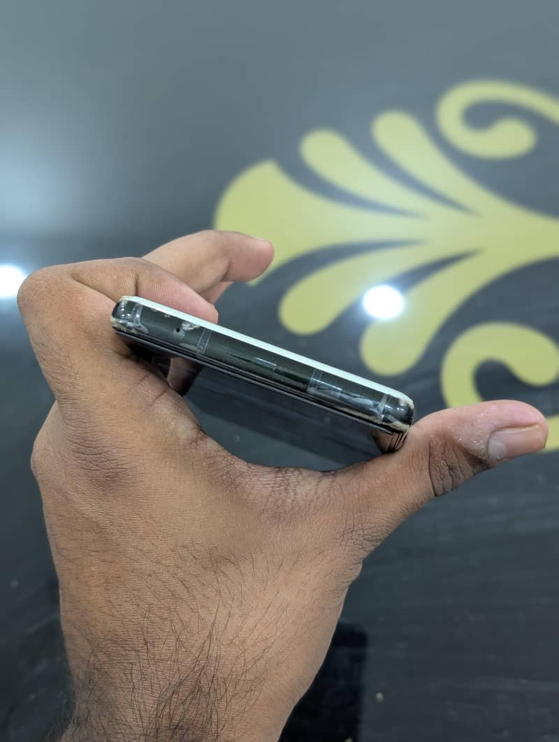 Google Pixel 6a 3