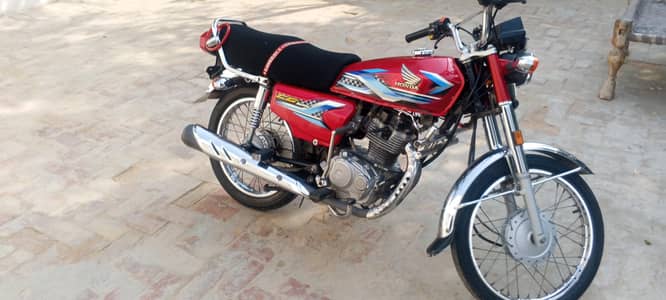 Honda 125 sale. .