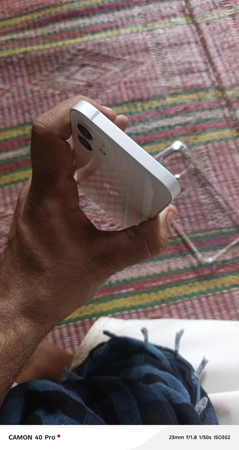 Apple iPhone 12 6
