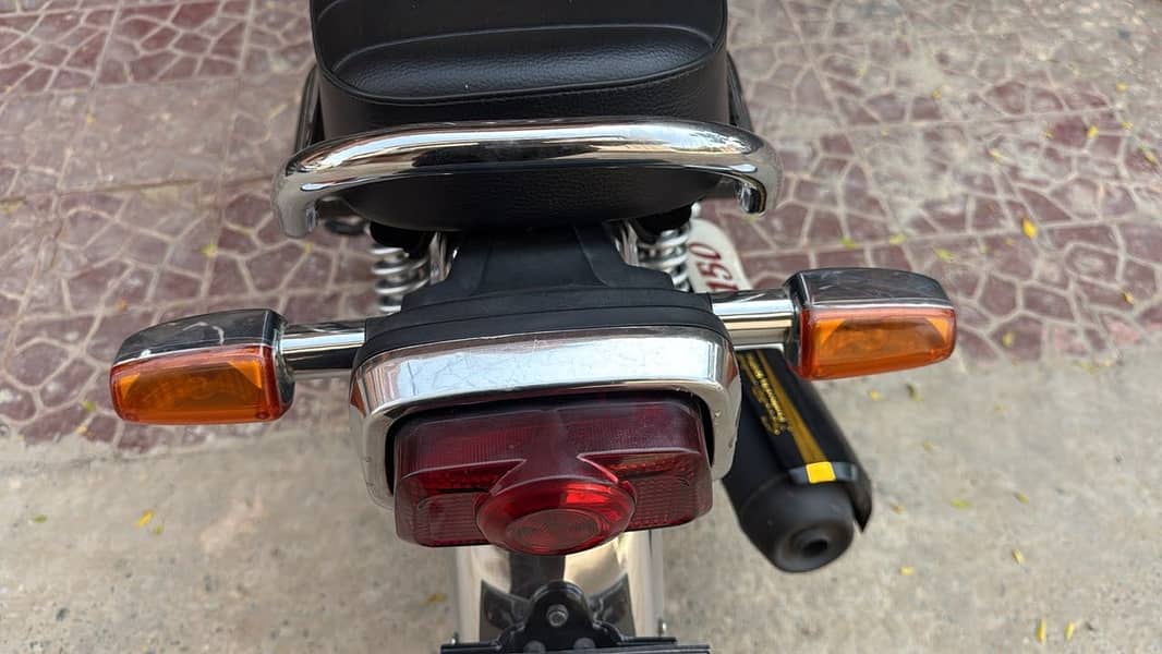 Honda CG 150 6
