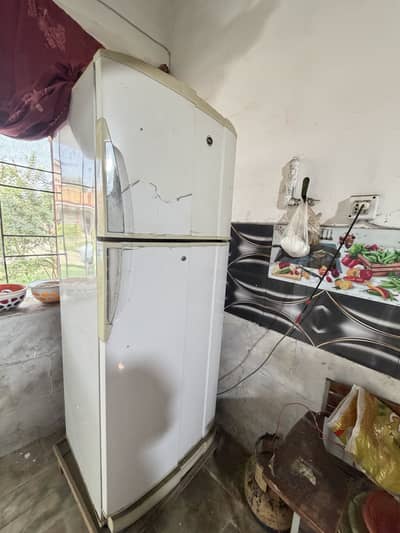 Pel  refrigerator 2 door jumbo size