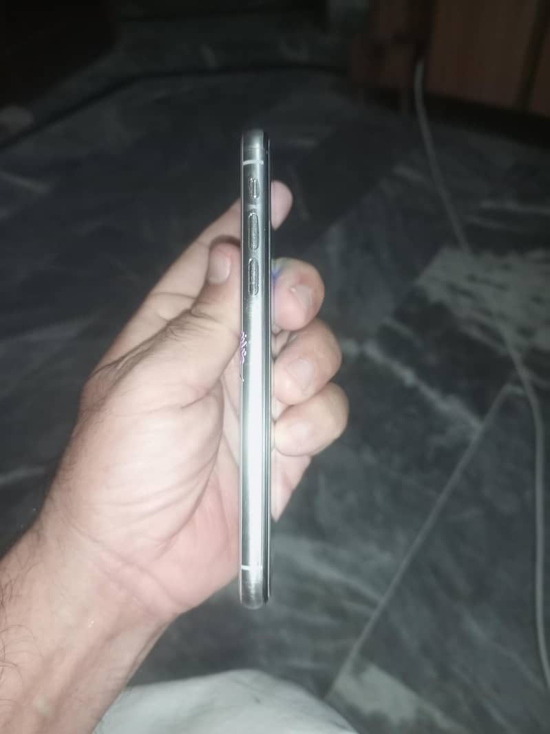 Apple iPhone X 8
