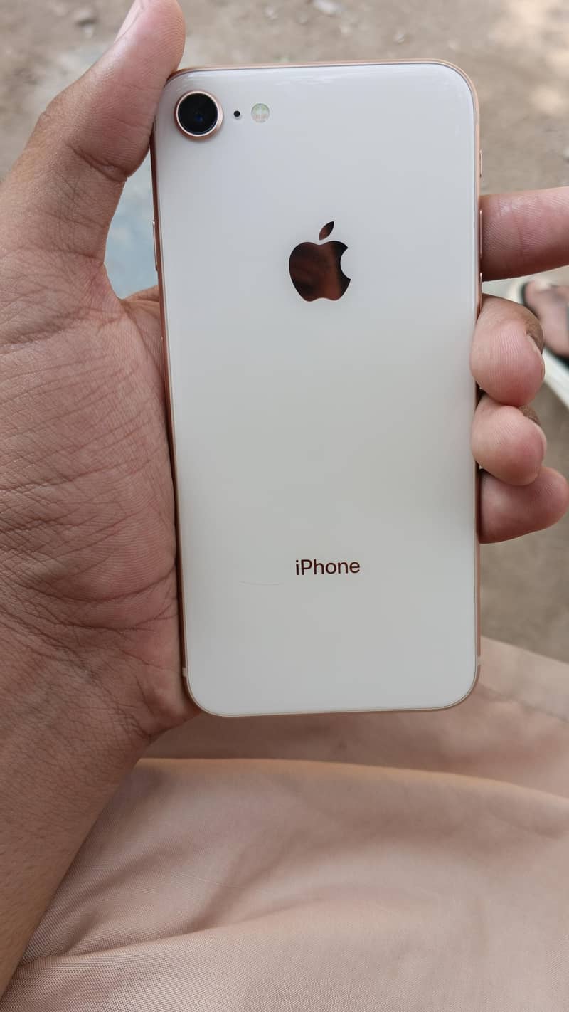 Apple iPhone 8 0
