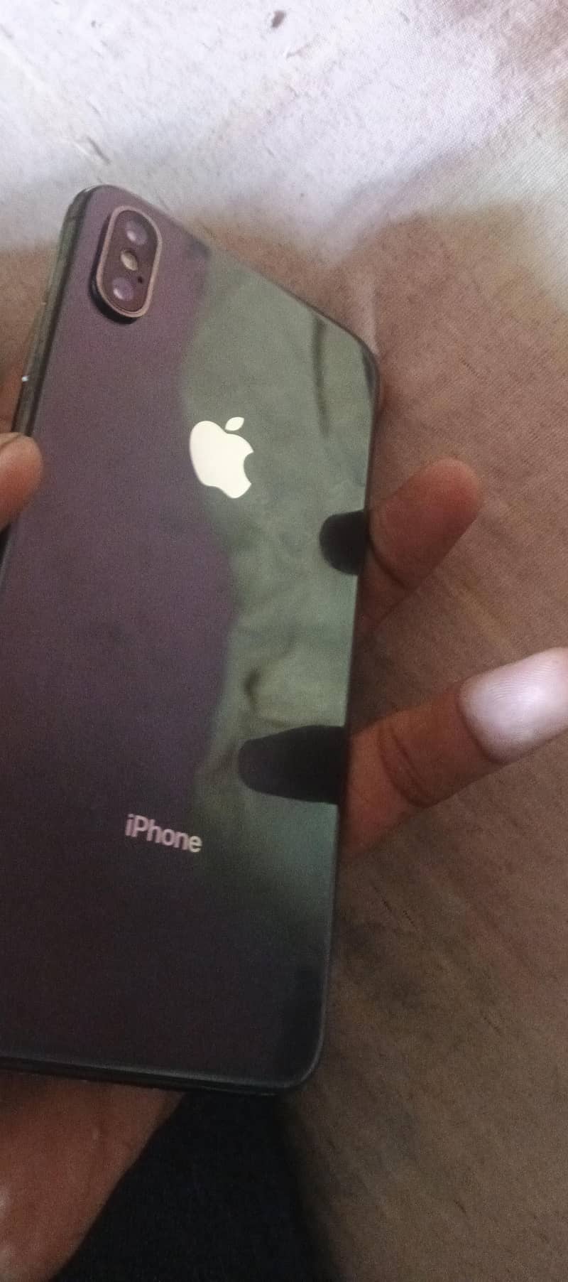 Apple iPhone XS 1