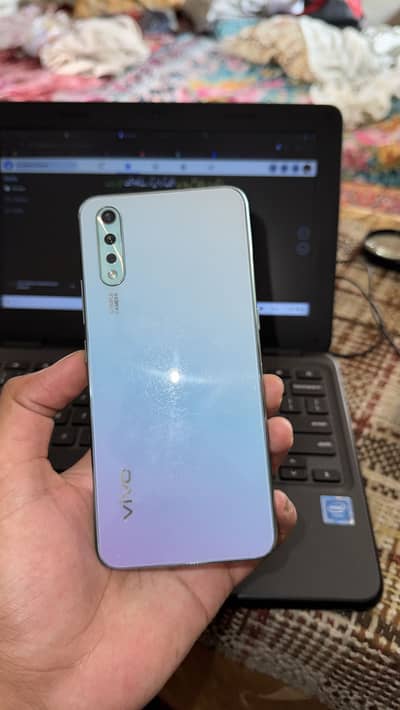 Vivo S1