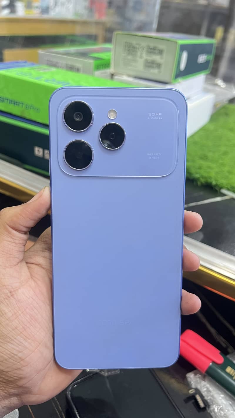 Tecno Spark 40 0