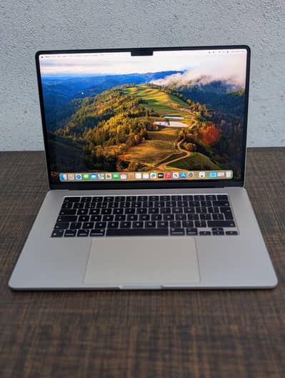 MacBook Air M2 15inches Display 8gb 256gb Brand New Condition