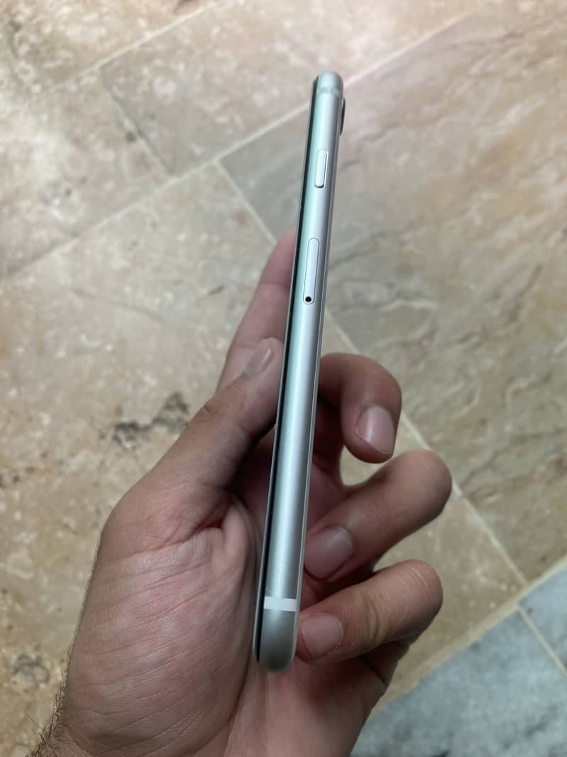 Apple iPhone SE 1