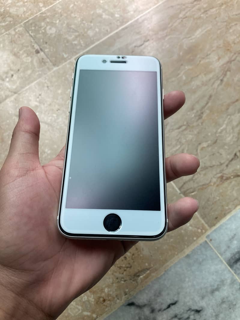 Apple iPhone SE 4