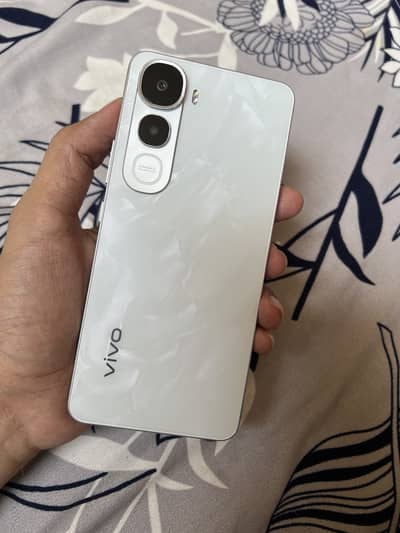 Vivo Y400