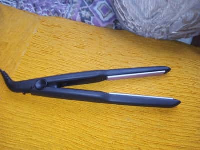 Remington Colour Protect Hair Straightener/ with hair Dryer