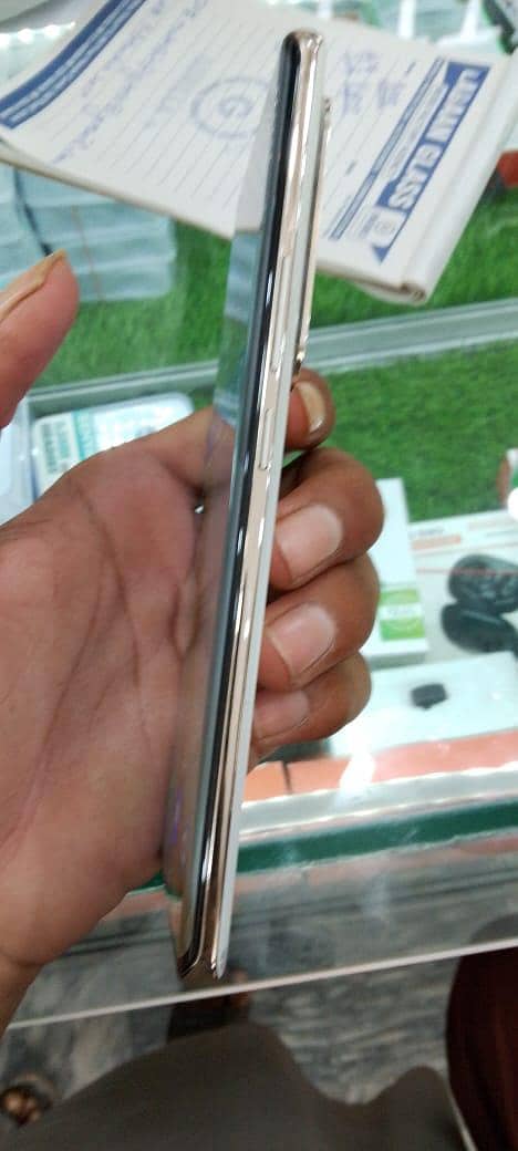 Infinix Zero 30 4
