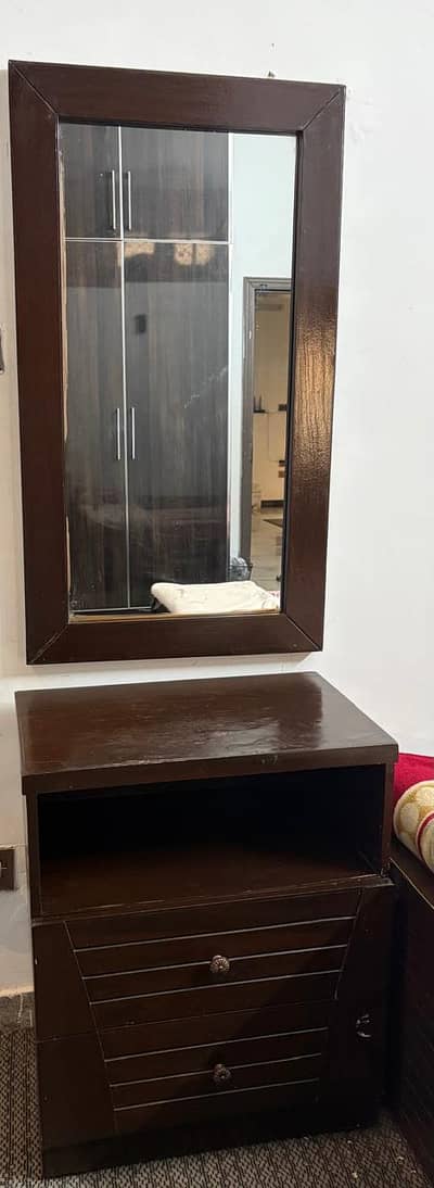 dressing table
