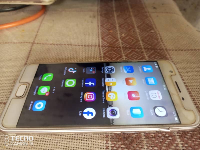 OPPO A57 2