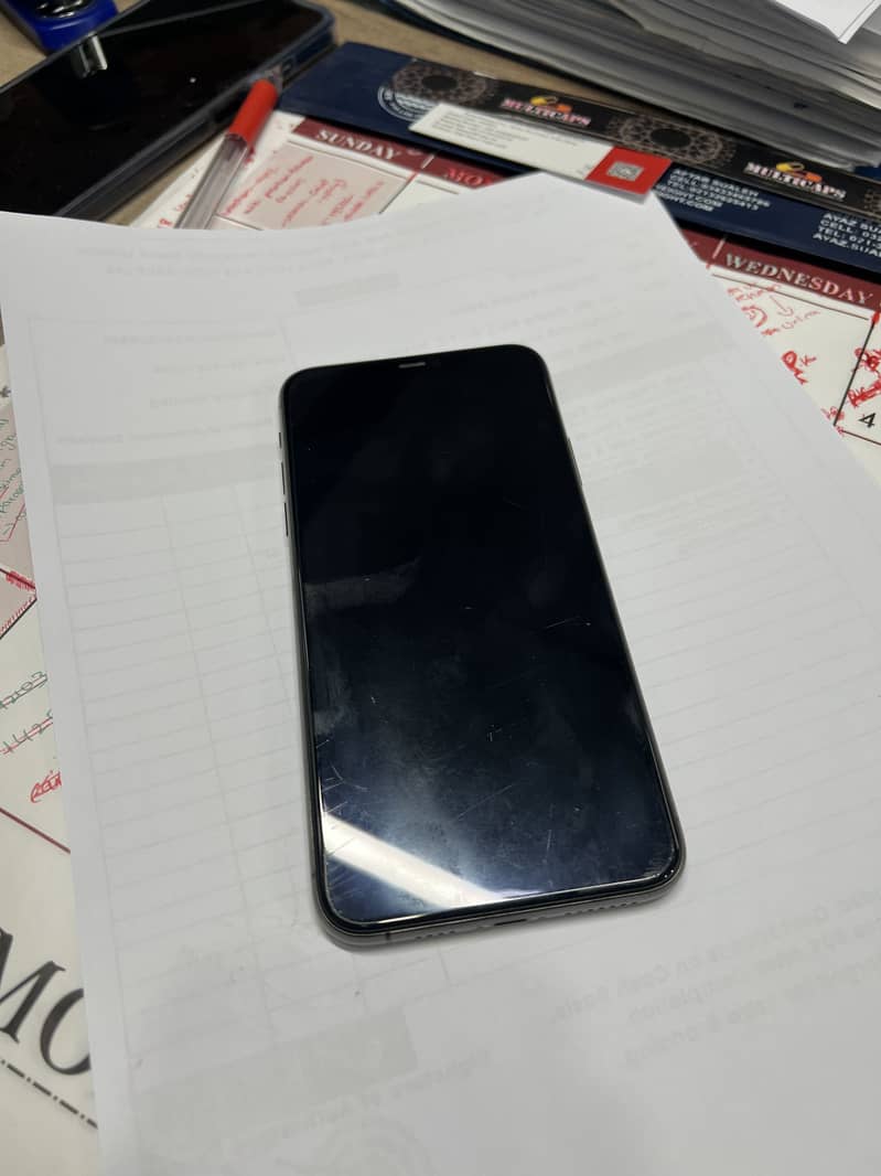 Apple iPhone 11 Pro Max 1