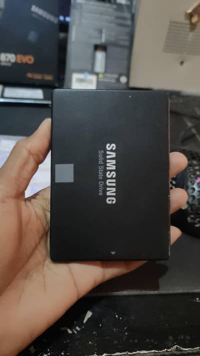 Samsung Evo 870 SSD 500GB  New Heath 100%