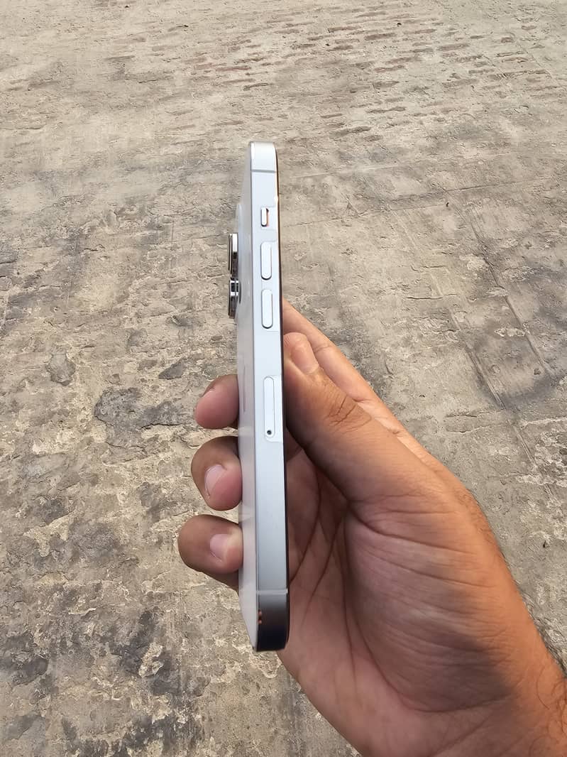iPhone 14 Pro PTA 4