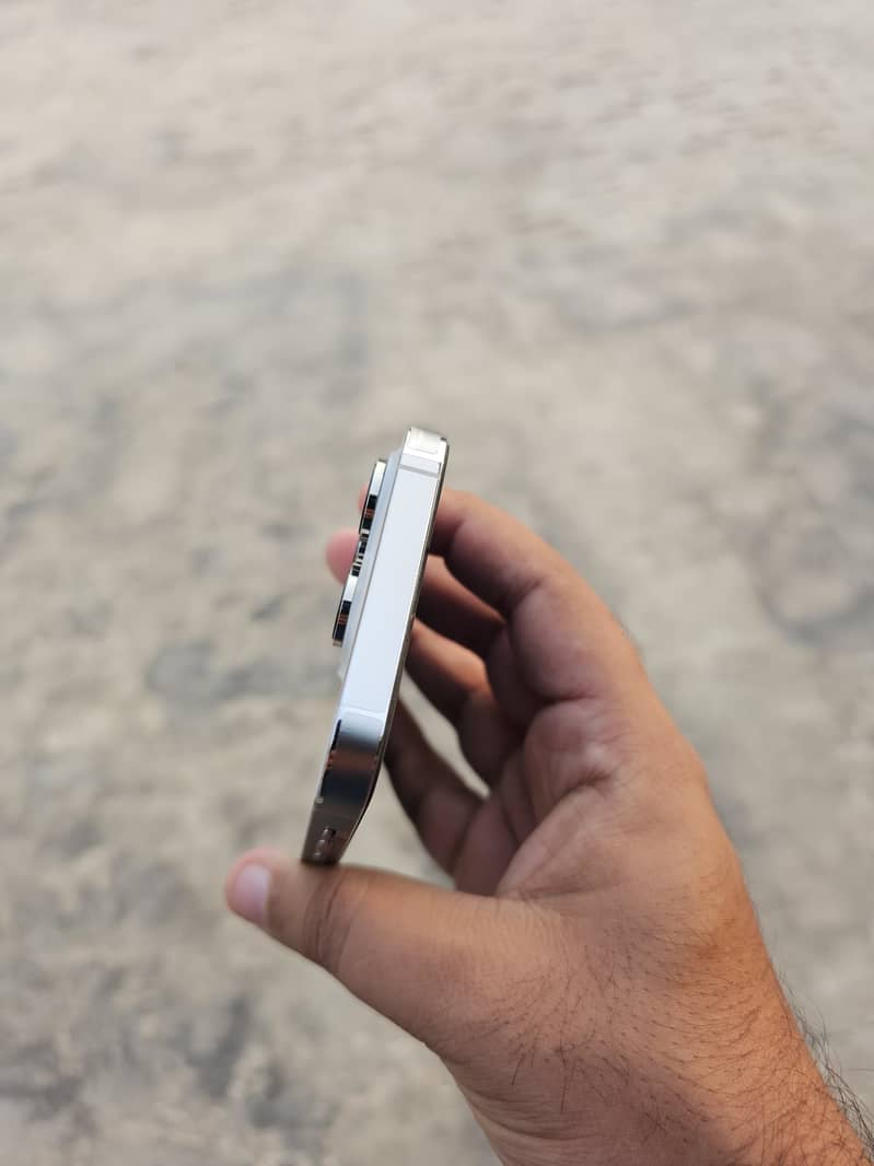 iPhone 14 Pro PTA 5