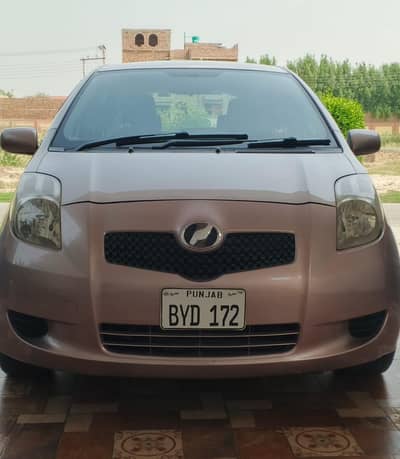 Toyota Vitz 2012