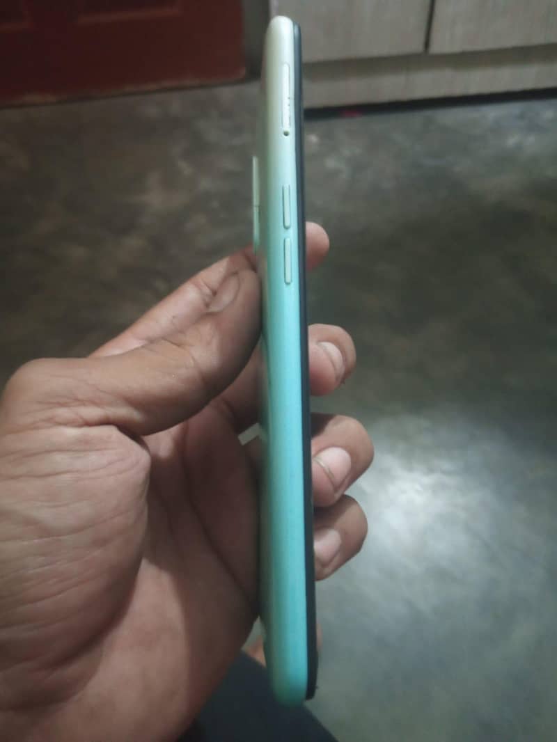 OPPO A31 1