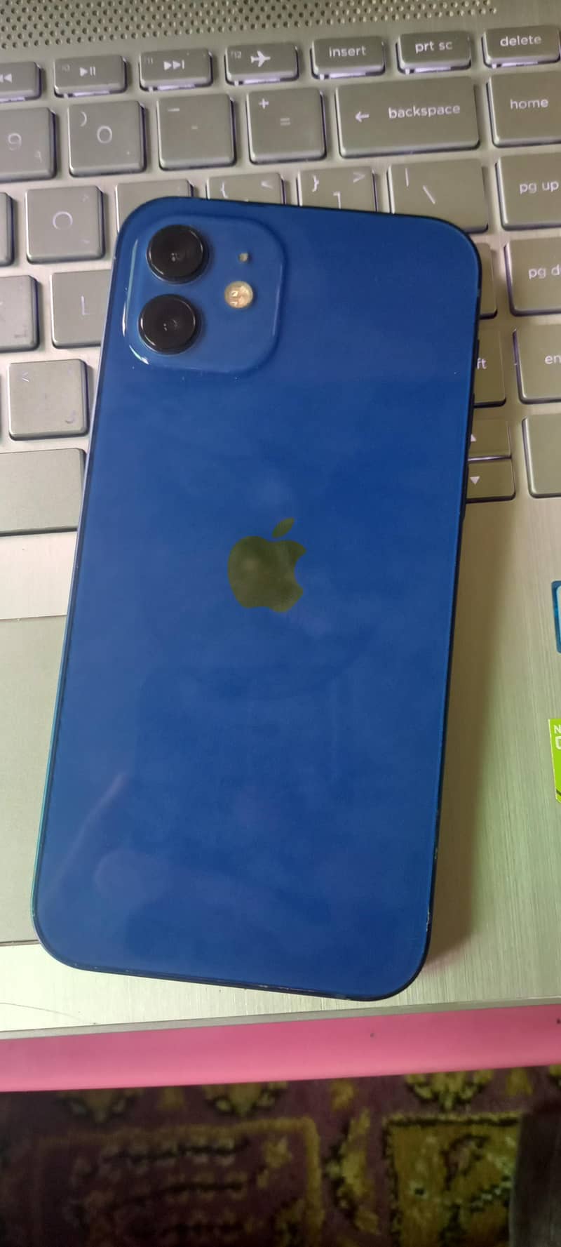 Apple iPhone 12 1