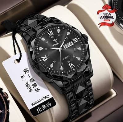 Luxury Men’s TROVE Watch – Black & Silver Gold