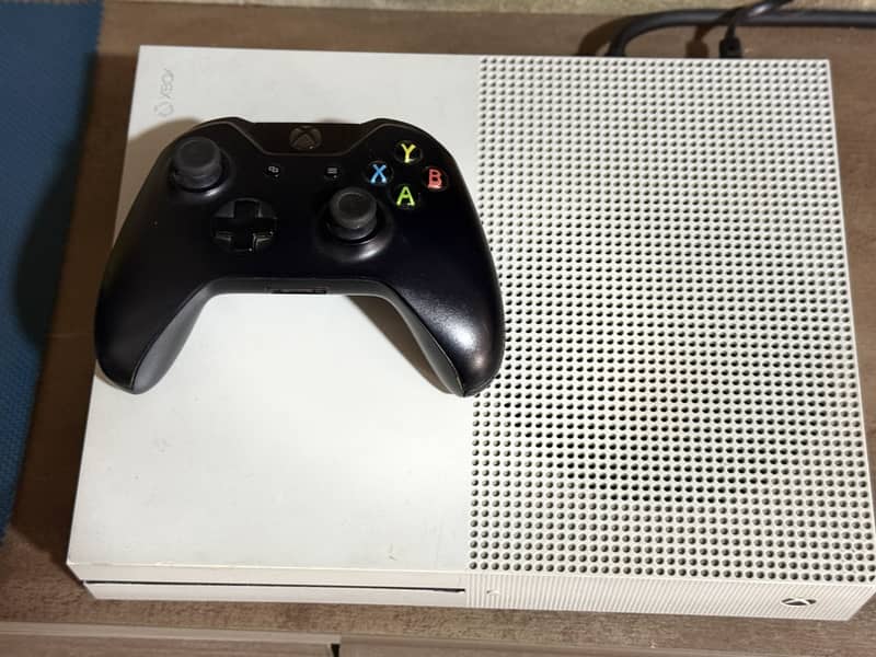 Xbox ones 1