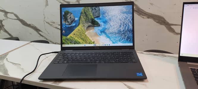 Dell latitude 3520 15.6 inch i5 11th gen 8/256 whatsapp 033-60-041-620