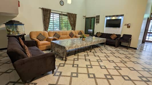 pair of 2 sofa set for sale with table