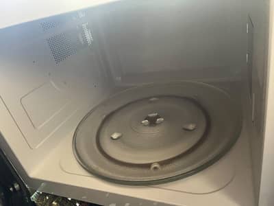 Orient 30 litre Microwave oven