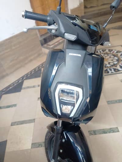 Honda icon e only 300km driven urgent for sale
